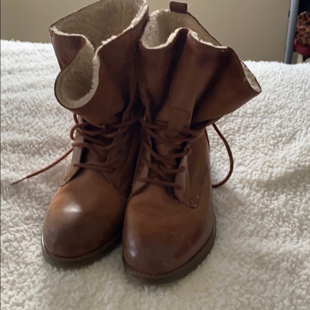 Combat boots / insulated 7.5
